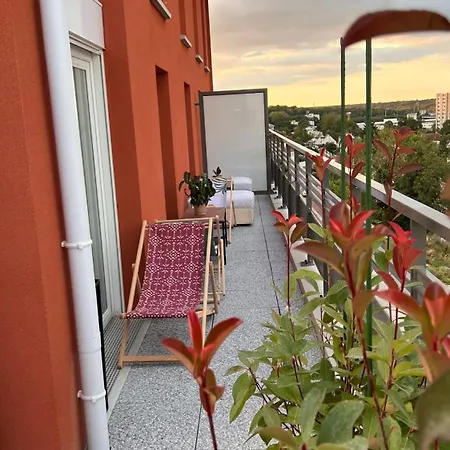 Duplex De La Gare, Grande Terrasse, Jacuzzi * Corbeil-Essonnes